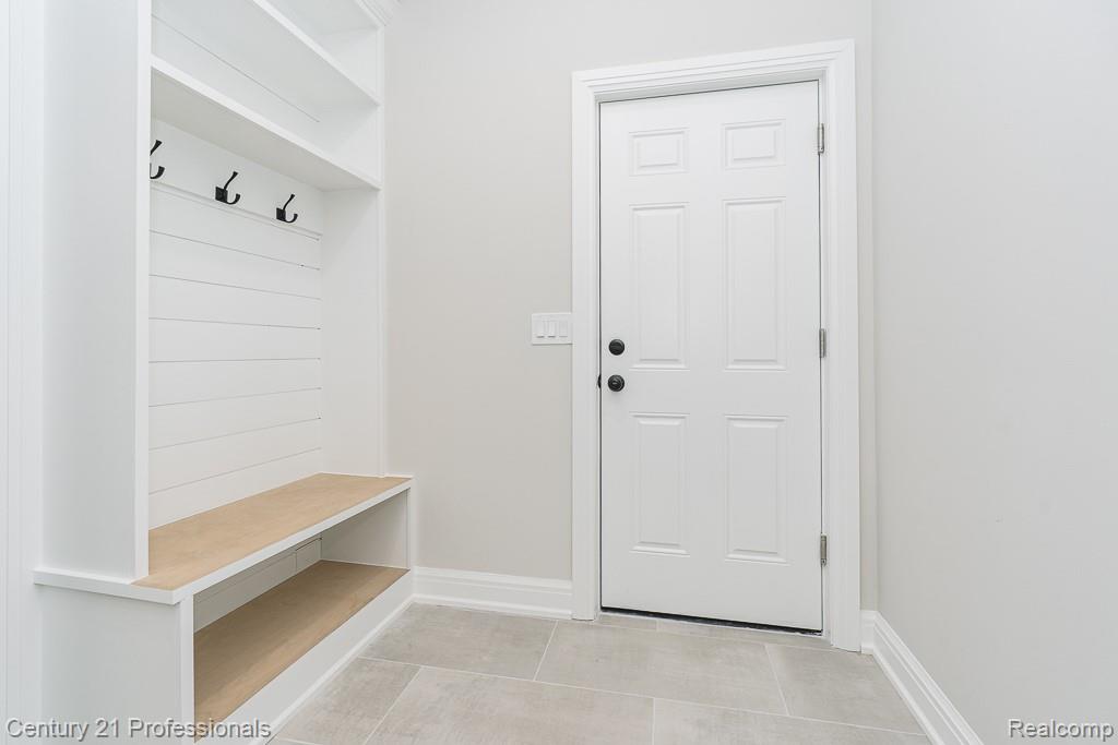 53242 Eastbourne Drive, Shelby Twp, MI 48316 — Photo 16