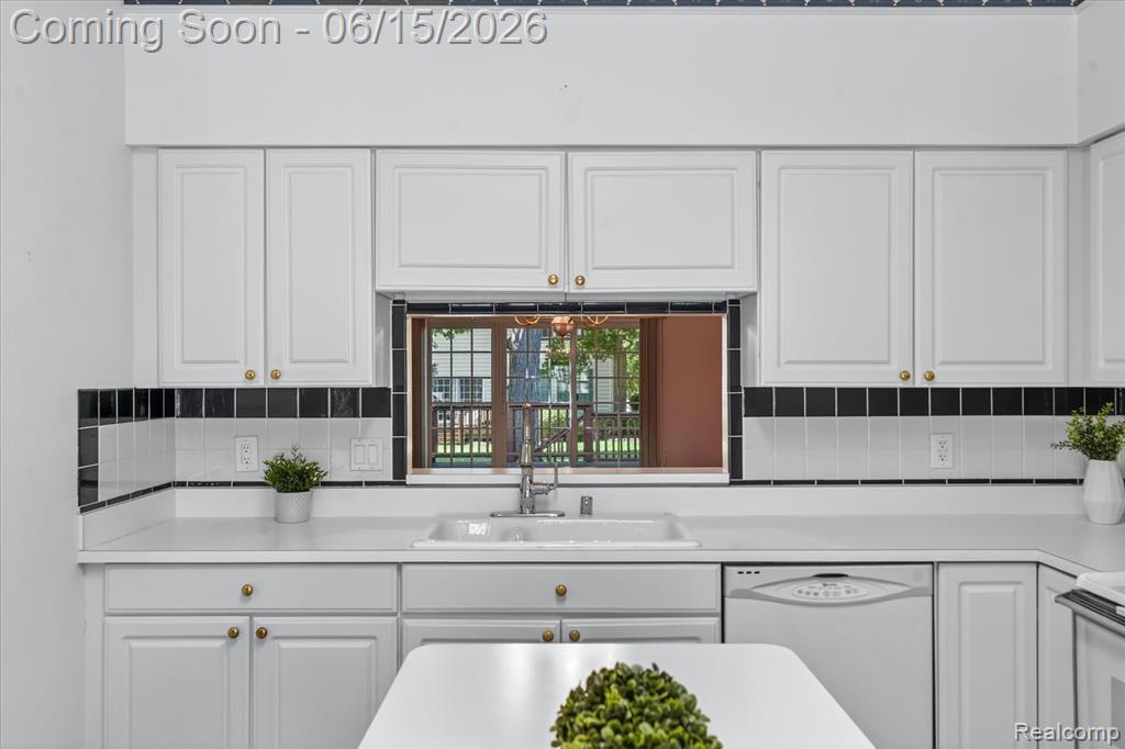 39643 Southwind Lane, 13, Northville, MI 48168 — Photo 13