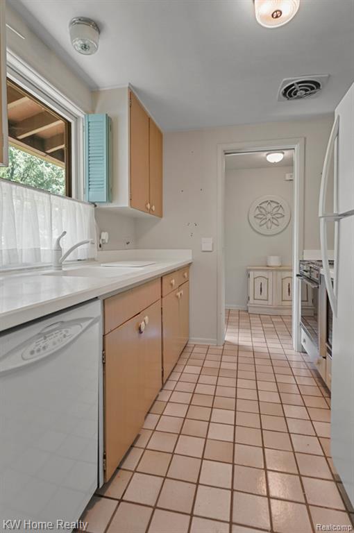 5660 Crabtree Road, Bloomfield Hills, MI 48301 — Photo 12
