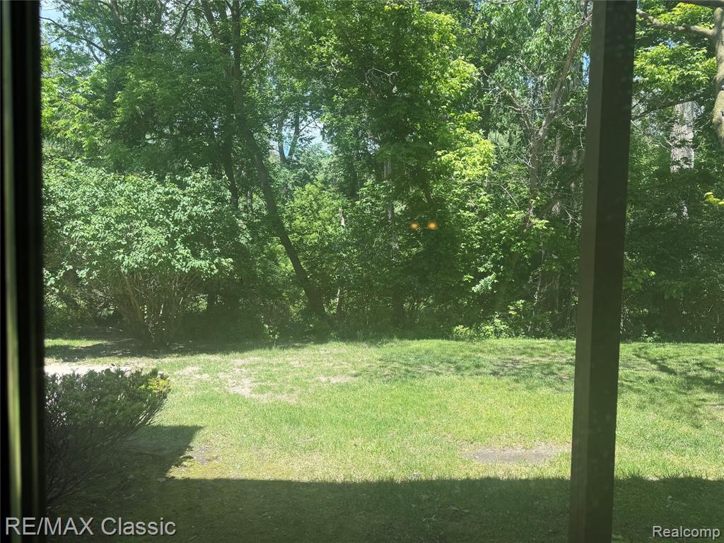 7806 Manor Circle, 203, Westland, MI — Photo 23