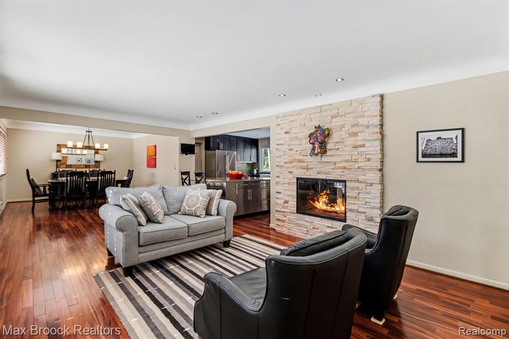 22724 King Richard Court, Beverly Hills, MI 48025 — Photo 4