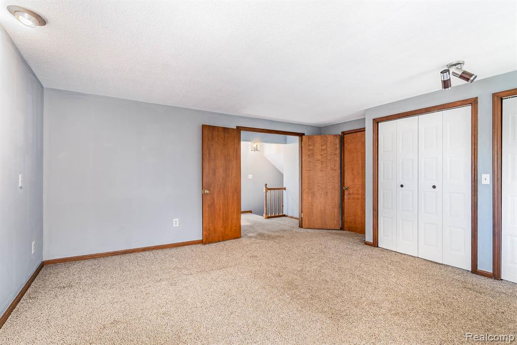 5430 Tittabawassee Road, Saginaw, MI 48604 — Photo 14