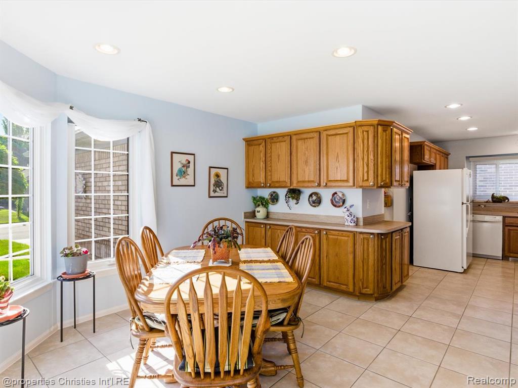 57196 Copper Creek Drive W, Washington, MI — Photo 15