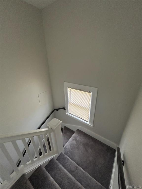 425 W Iroquois Road, Pontiac, MI 48341 — Photo 22