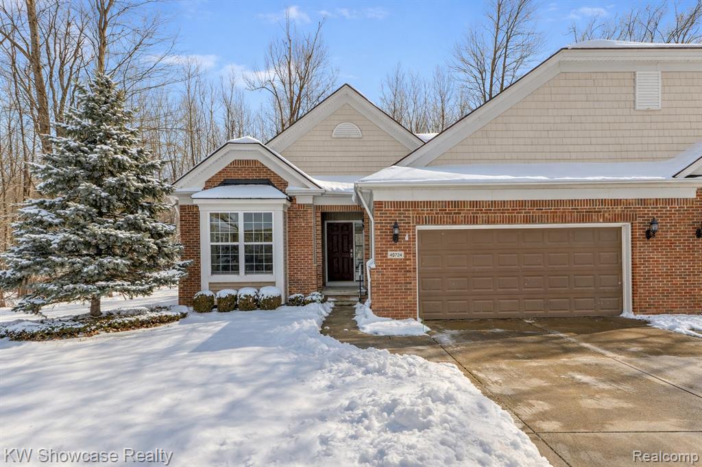 49724 Broadacre Drive, 57, Macomb, MI 48042 — Photo 2