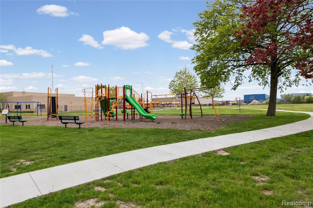 7218 Superior, Center Line, MI 48015 — Photo 27