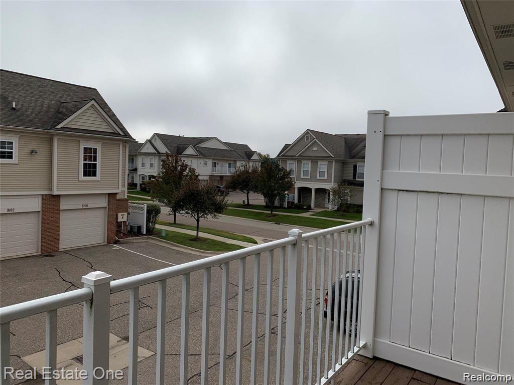 7211 Addington Drive, Commerce Twp, MI 48390 — Photo 12