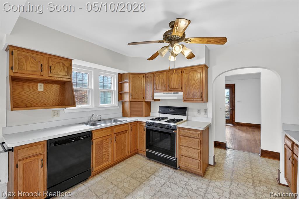 642 W Maplehurst Street, Ferndale, MI 48220 — Photo 19