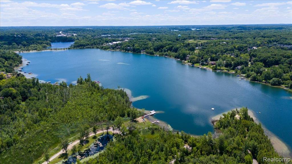 6885 DEERHILL Drive, Clarkston, MI — Photo 65