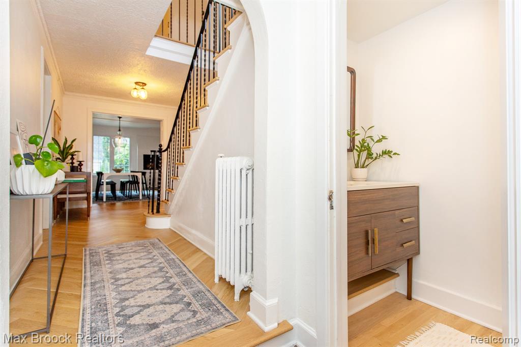 26008 Pembroke Road, Huntington Woods, MI — Photo 29