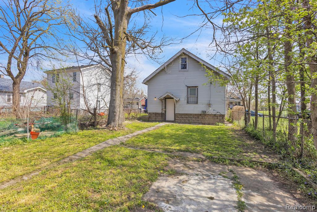 3945 Lenox Street, Detroit, MI 48215 — Photo 24