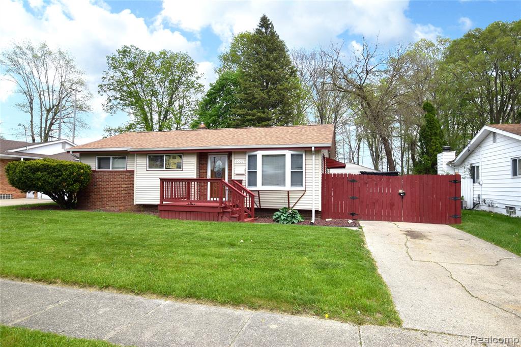 6022 Sally Court, Flint, MI 48505 — front exterior