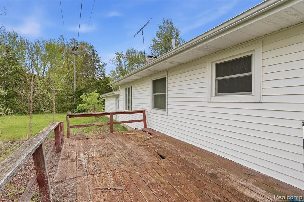 396 Plum Creek Road, Lapeer, MI 48446 — Photo 31