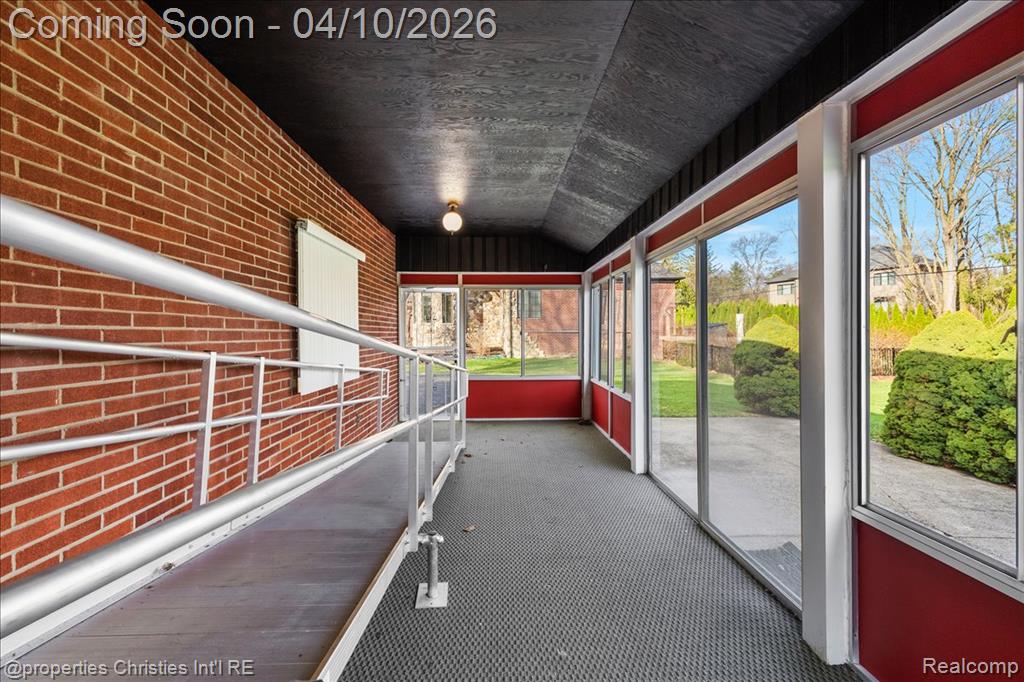 5753 Kilbrennan Road, Bloomfield Hills, MI 48301 — Photo 35
