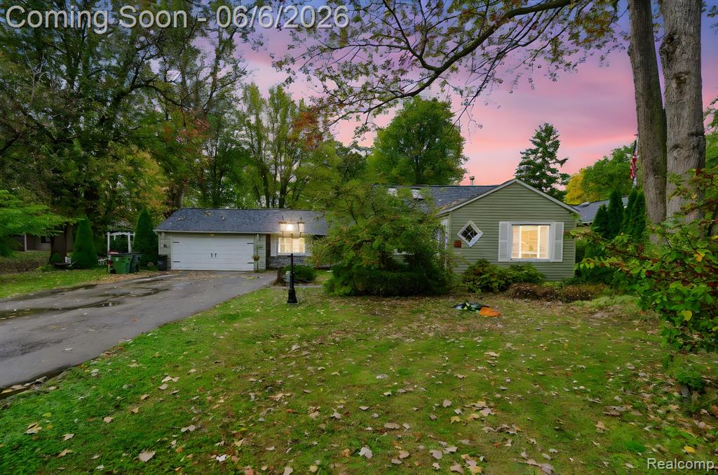 8749 Pacton Drive, Shelby Twp, MI 48317 — Photo 2