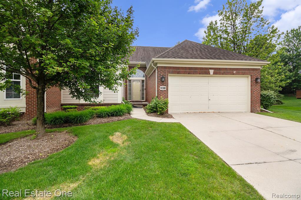 1130 Andover Circle, Commerce Twp, MI 48390 — Photo 3