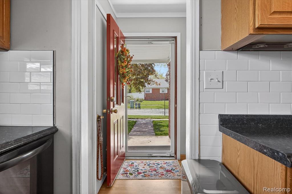 13212 Phelps Street, Southgate, MI 48195 — Photo 4
