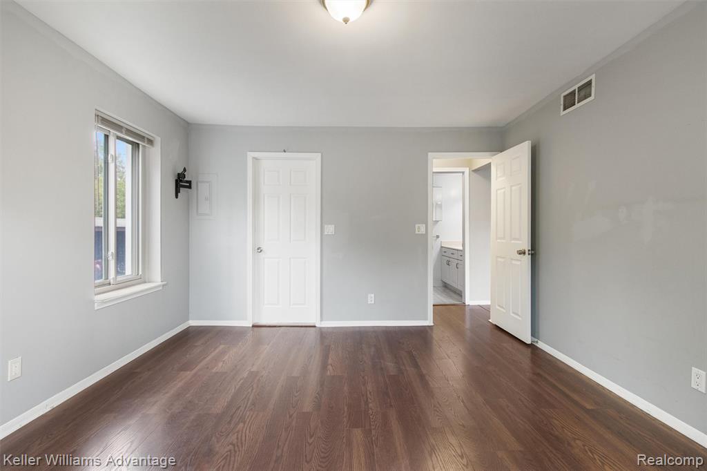 29464 Bobrich Street, 49, Livonia, MI 48152 — Photo 10