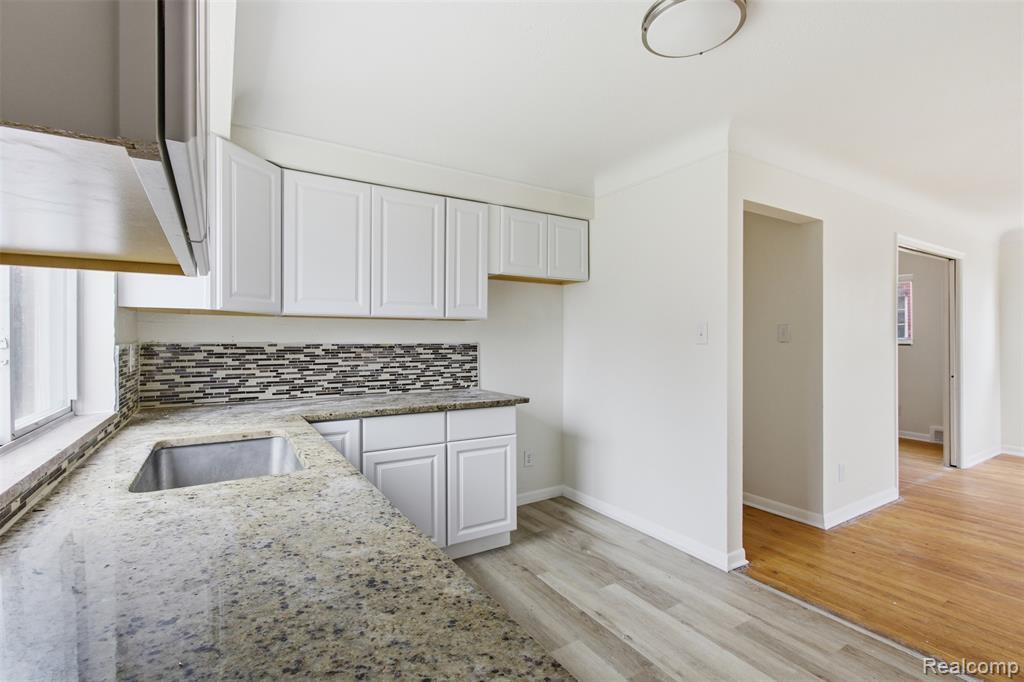 18425 Lesure Street, Detroit, MI 48235 — Photo 13