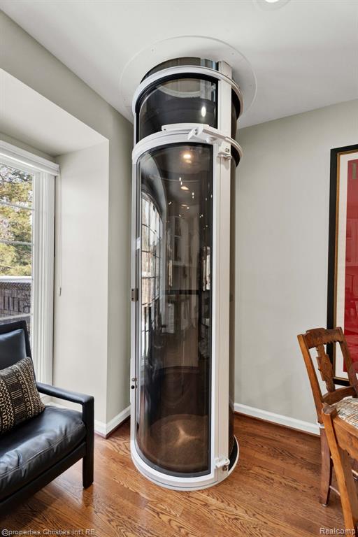 22211 Village Pines Drive, Beverly Hills, MI 48025 — Photo 9