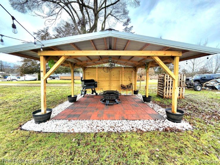 6367 E Pierson Road, Flint, MI 48506 — Photo 24