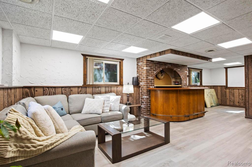 39 SNOW, Dearborn, MI 48124 — Photo 40