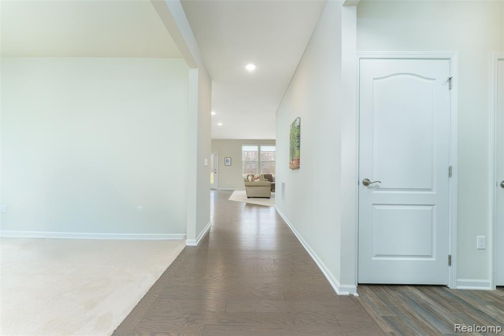 4639 Crestway Drive, Brighton, MI 48116 — Photo 2