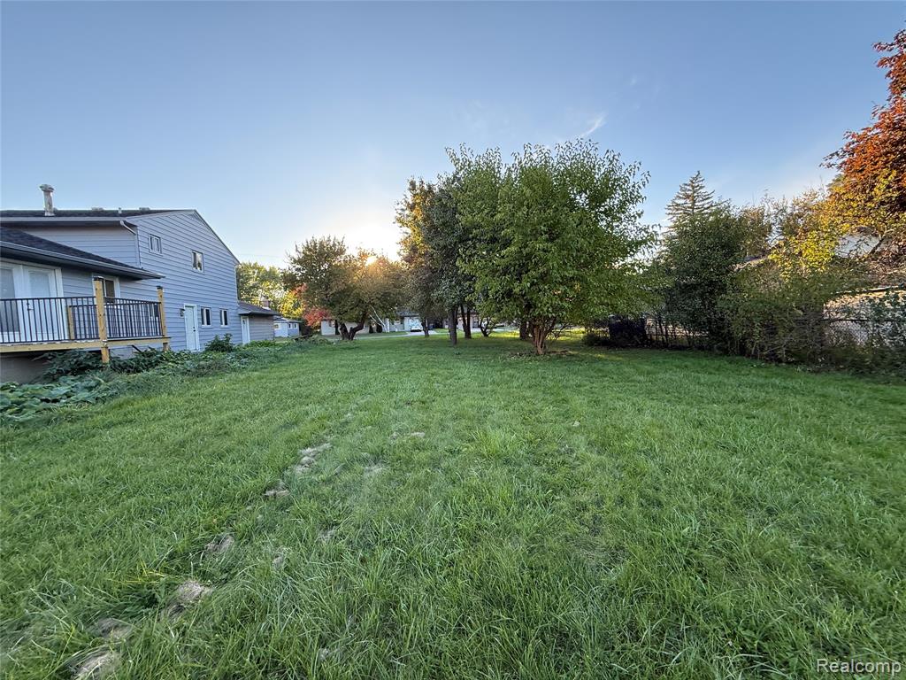 3306 Burlington Drive, Saginaw, MI 48601 — Photo 26
