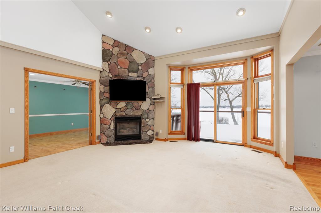 10045 Highland Road, White Lake, MI — Photo 11