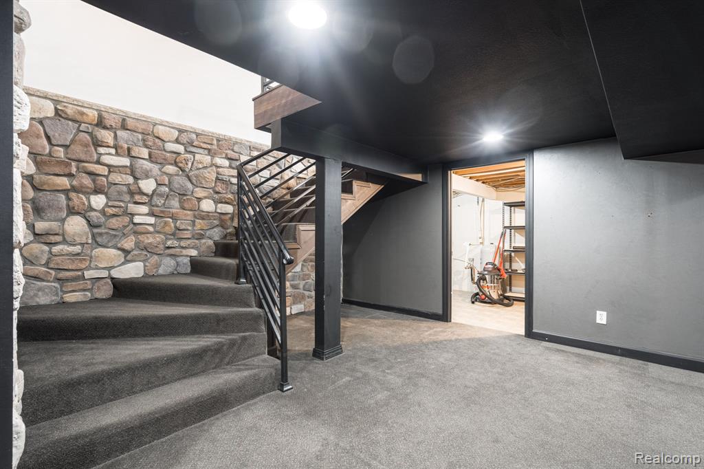 6803 Napoleon Road, Jackson, MI 49201 — Photo 41