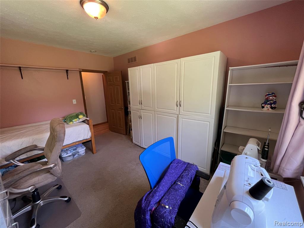 28524 Elwell Road, Belleville, MI 48111 — Photo 79