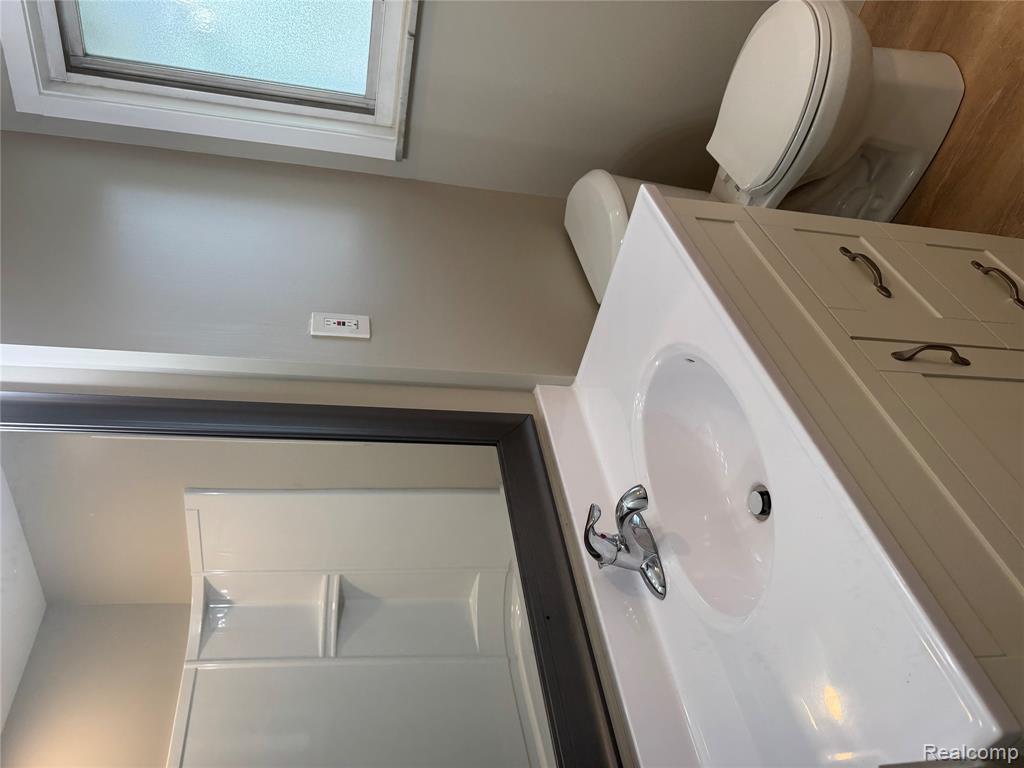 4227 Crooks Road, Royal Oak, MI 48073 — Photo 4