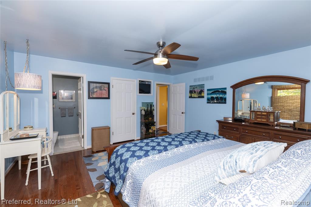 9350 Colony Farm Court, Plymouth, MI 48170 — Photo 30