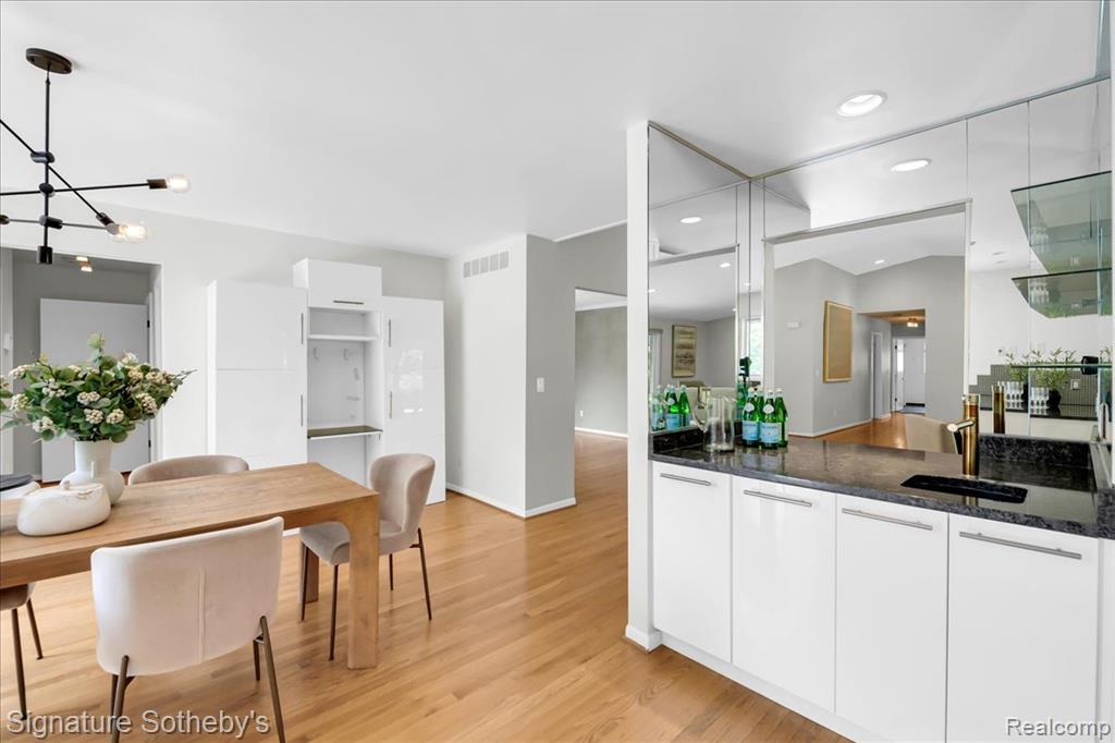 45 Maywood Avenue, Bloomfield Hills, MI 48304 — Photo 10