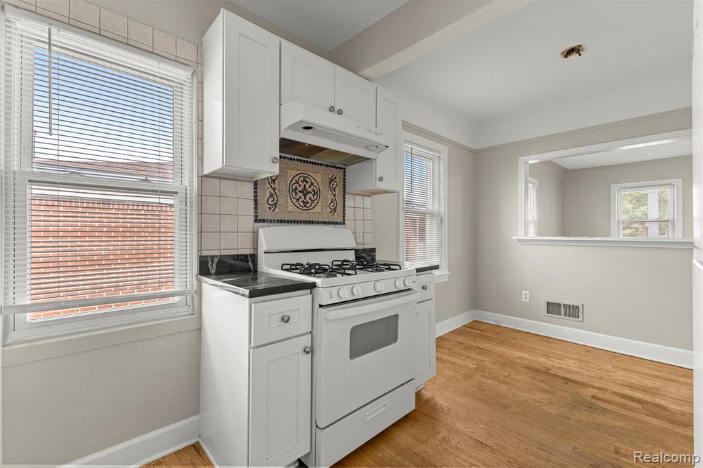 7139 Centralia Street, Dearborn Heights, MI 48127 — Photo 11