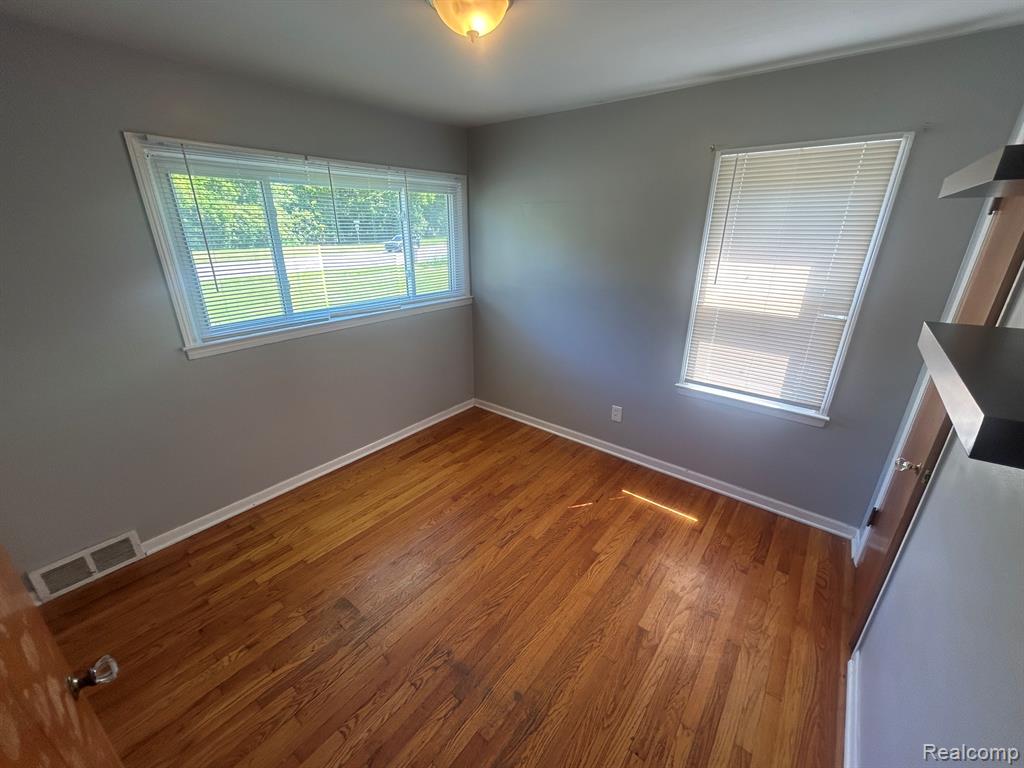 27225 LYNDON, Redford, MI 48239 — Photo 12