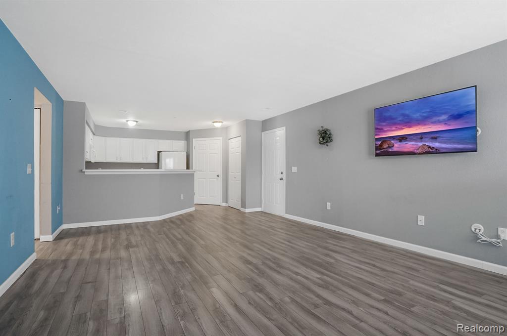 1523 Weatherstone Drive, Ann Arbor, MI 48108 — Photo 5