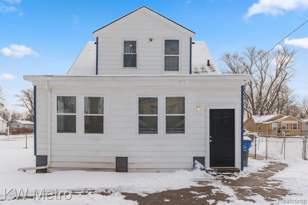 8135 REPUBLIC Avenue, Warren, MI 48089 — Photo 44