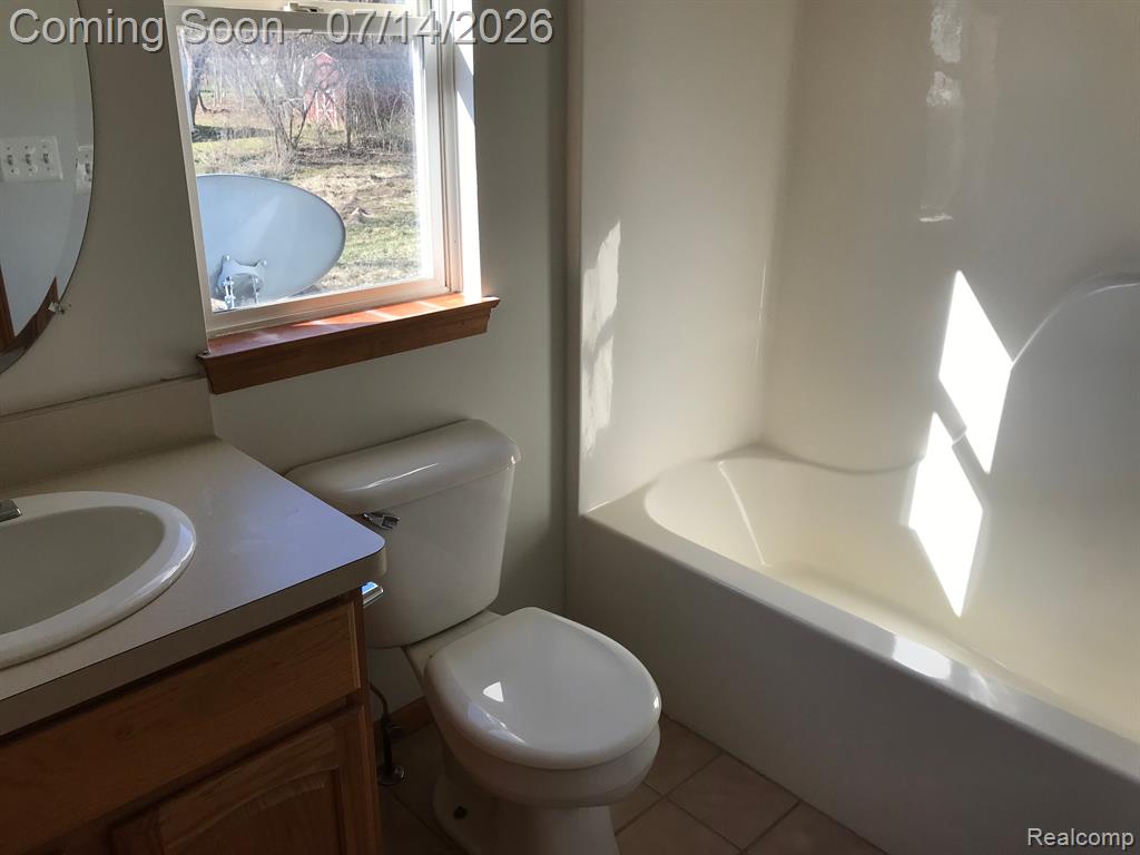 11826 N MAIN Street, Whitmore Lake, MI 48189 — Photo 16