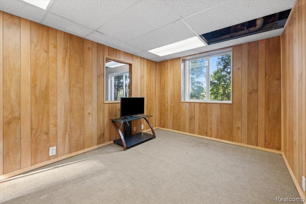 3801 Glen Hills Drive, Hartland, MI 48353 — Photo 27