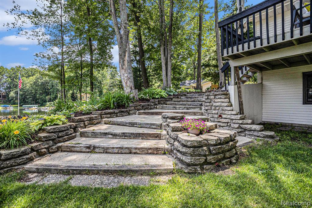 7034 Verde Vista Drive NE, Rockford, MI 49341 — Photo 20