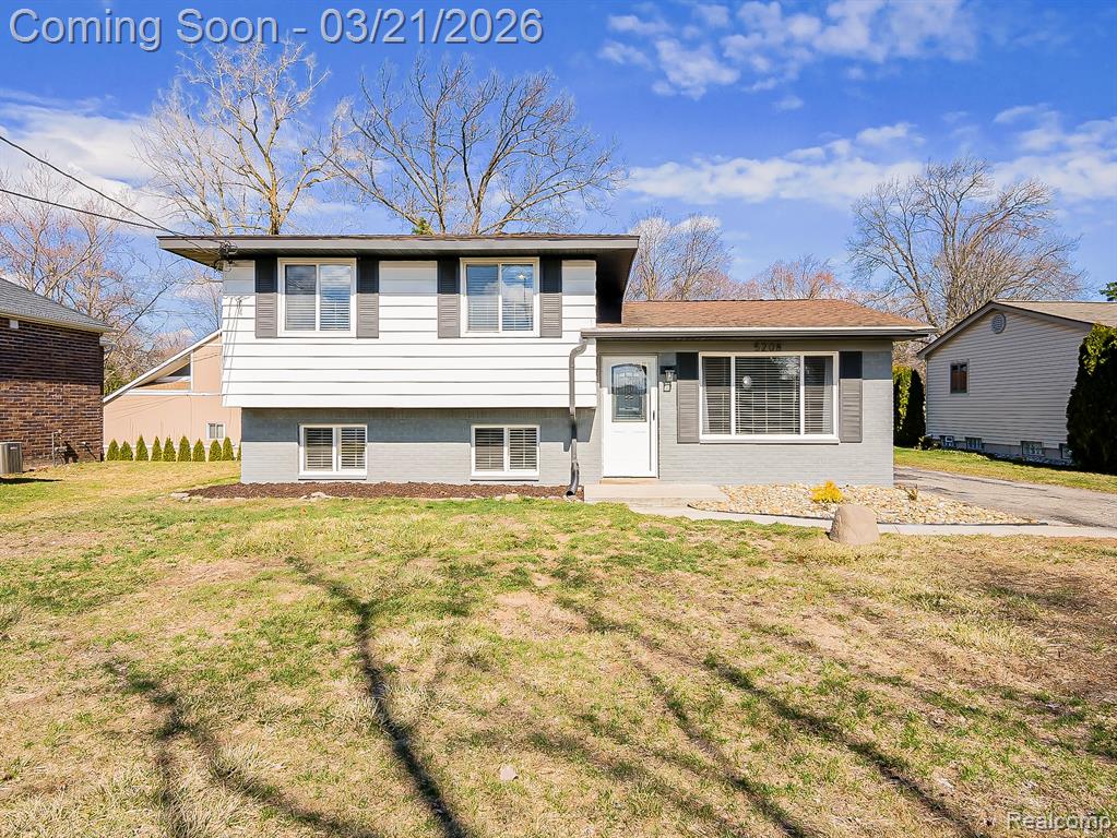 5208 Latimer Street, West Bloomfield, MI 48324 — Photo 28