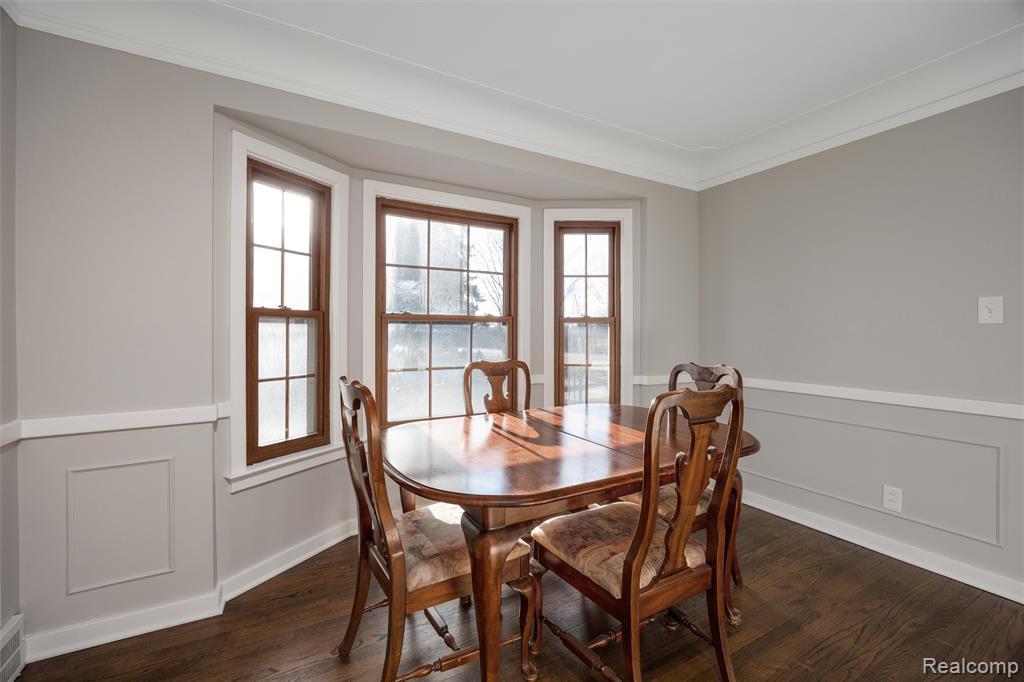 20701 Toles Lane, Grosse Pointe Woods, MI 48236 — Photo 7