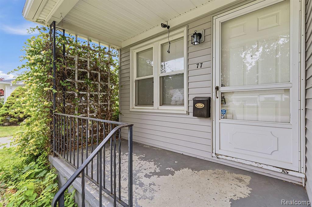 77 Huron Avenue, Mount Clemens, MI 48043 — Photo 4
