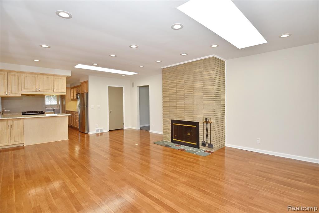 5255 KELLEN Lane, Bloomfield Hills, MI 48302 — Photo 6