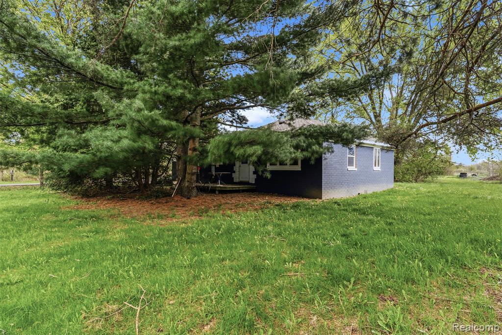 11454 Wilson Road, Otisville, MI 48463 — Photo 4