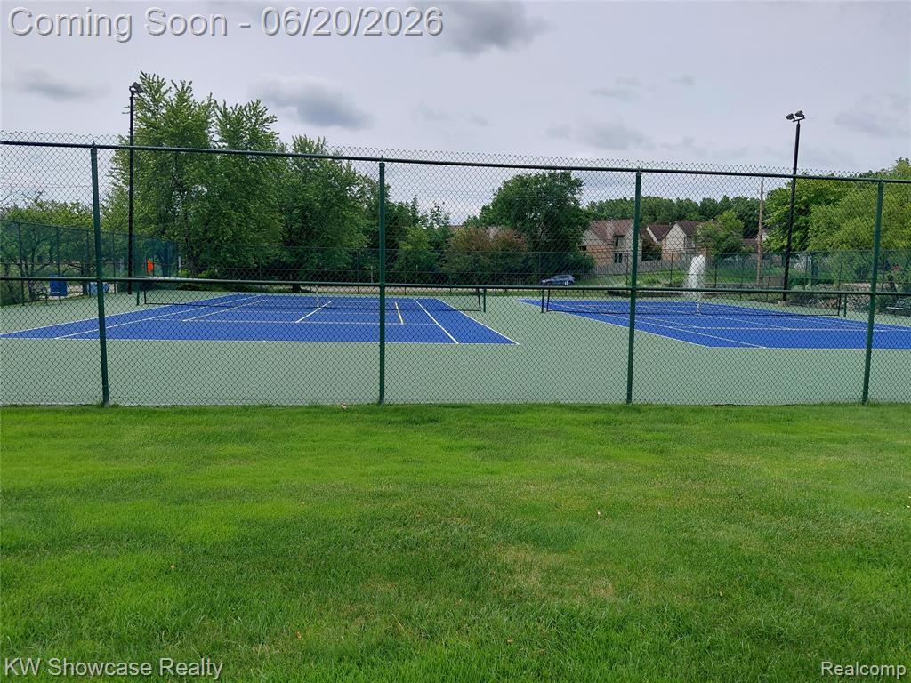 7368 Meadowridge Drive, West Bloomfield, MI — Photo 15
