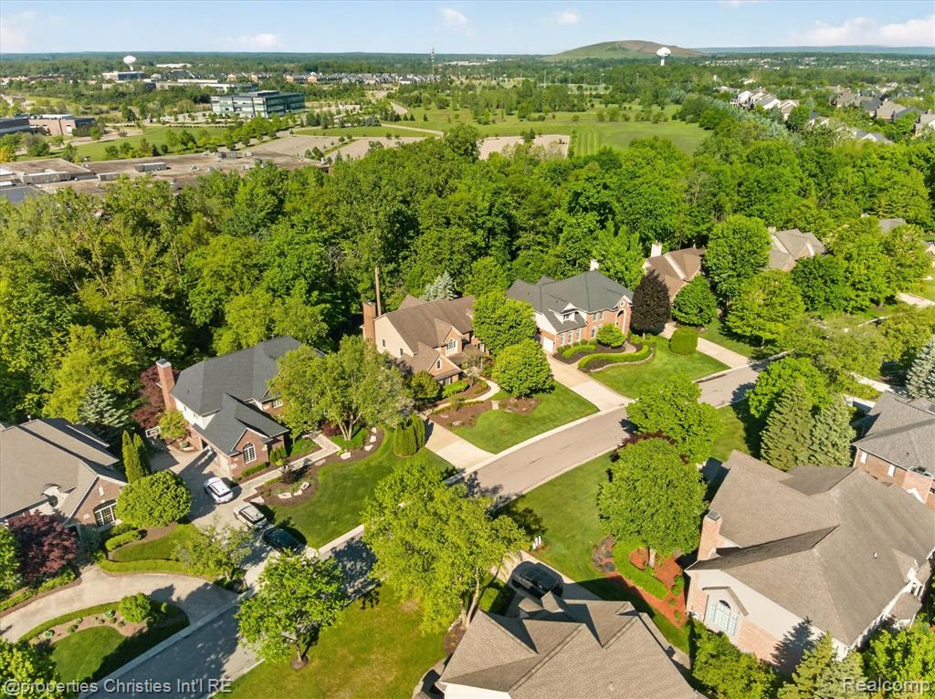 15639 Merion Court, Northville, MI 48168 — Photo 62