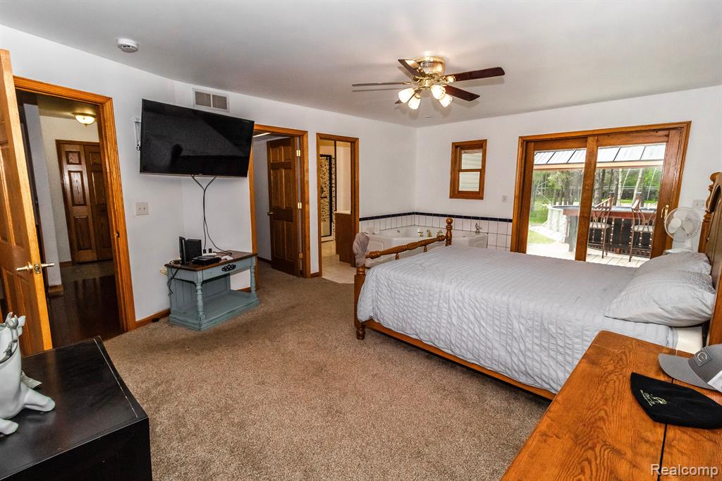 4707 MOUNT MORRIS Road, Columbiaville, MI 48421 — Photo 16