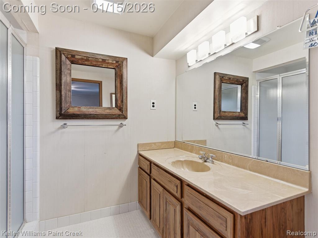 7434 Glengrove Drive, Bloomfield Hills, MI — Photo 21